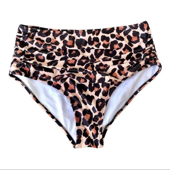 2 NEW Bikini Bottoms - Picture 2 of 11